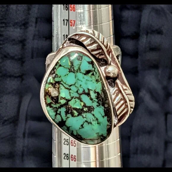 WOW Sz 10 Spiderweb 1970s NAVAJO Native American Turquoise Sterling Silver Ring - Picture 2 of 5